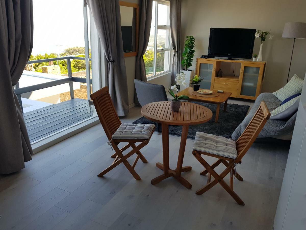 Camps Bay Cosy Accommodation Cape Town Exterior photo